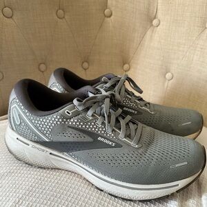 Brooks Gray Running Shoes